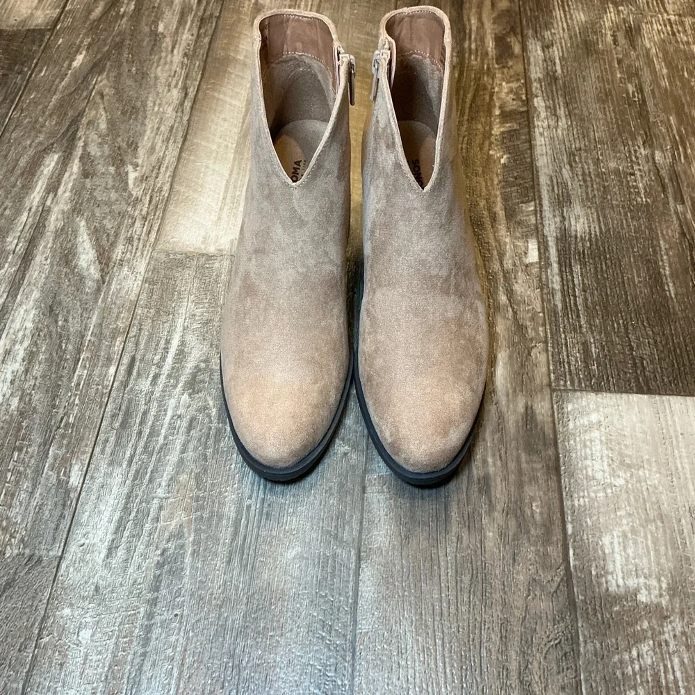 Tan Ankle Boots Size 6.5 - Picture 2 of 16